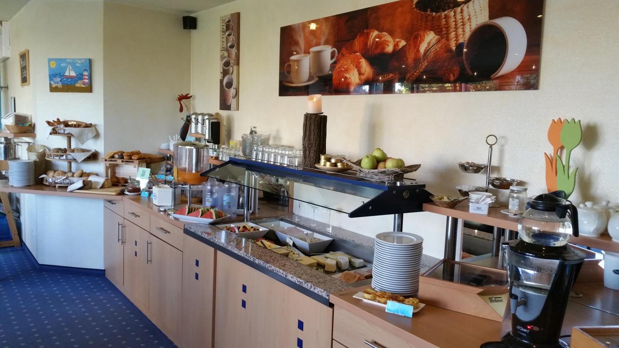 Hotel Ifen Wiesloch Bagian luar foto