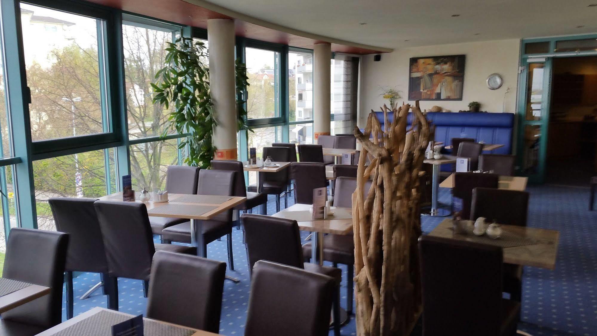 Hotel Ifen Wiesloch Bagian luar foto