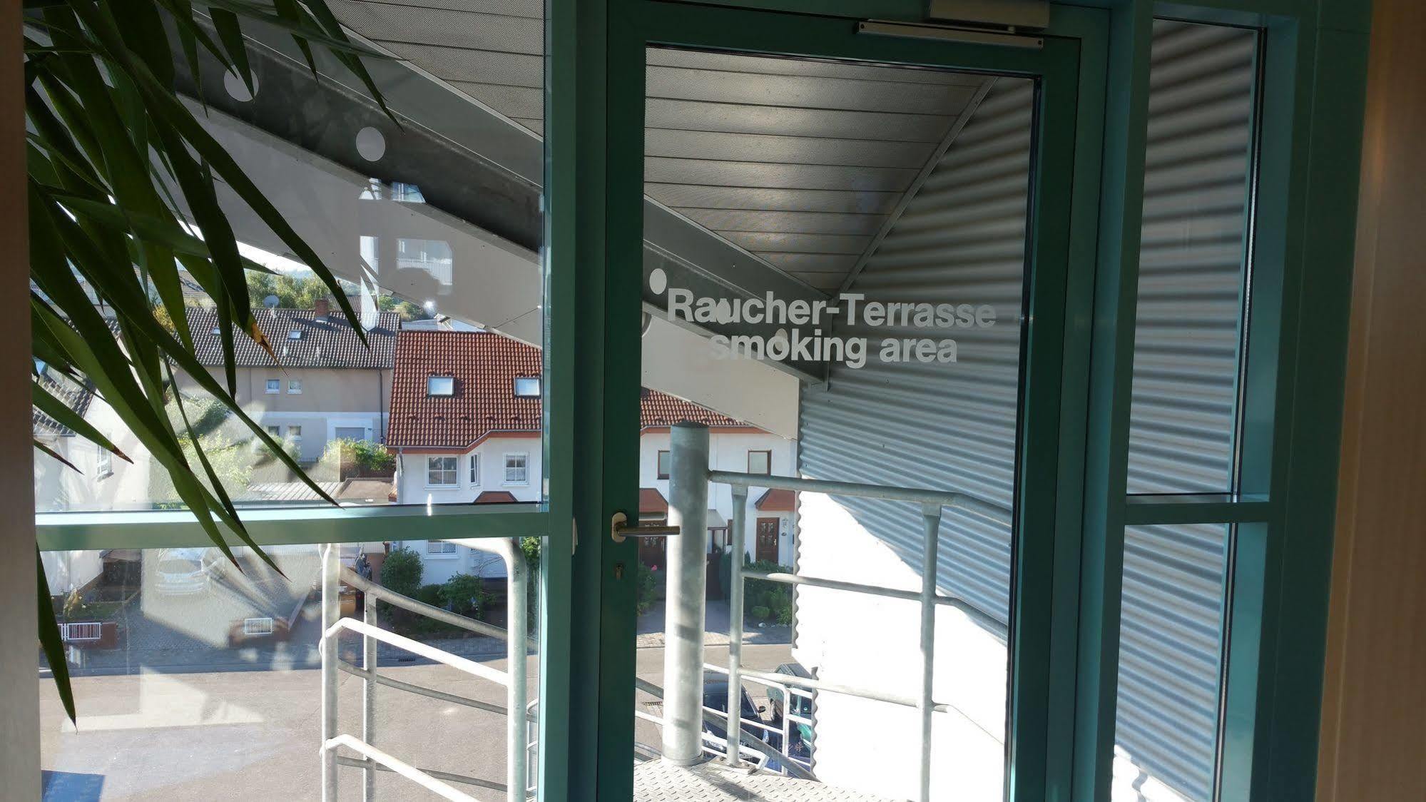Hotel Ifen Wiesloch Bagian luar foto